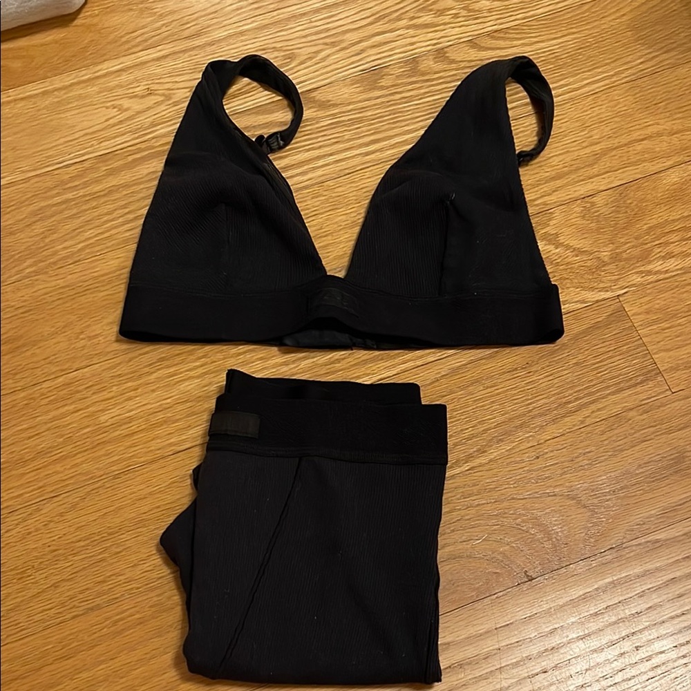 Skims black boxer set with bra